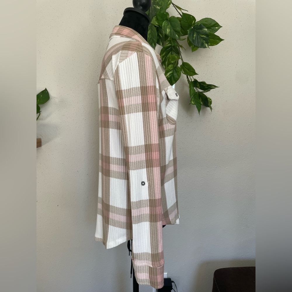 Como Vintage Pink and Tan Plaid Button-Down Shirt - Picture 4 of 11